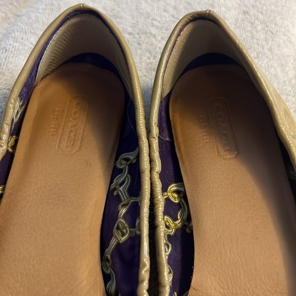 Coach Flats - Picture 4 of 6